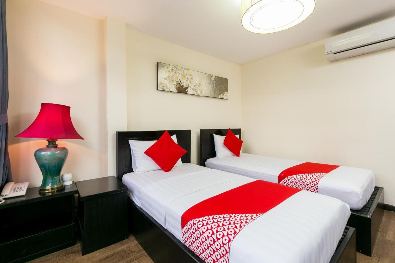 Oyo 438 Small Bay Hotel Hô Chi Minh-Ville Extérieur photo