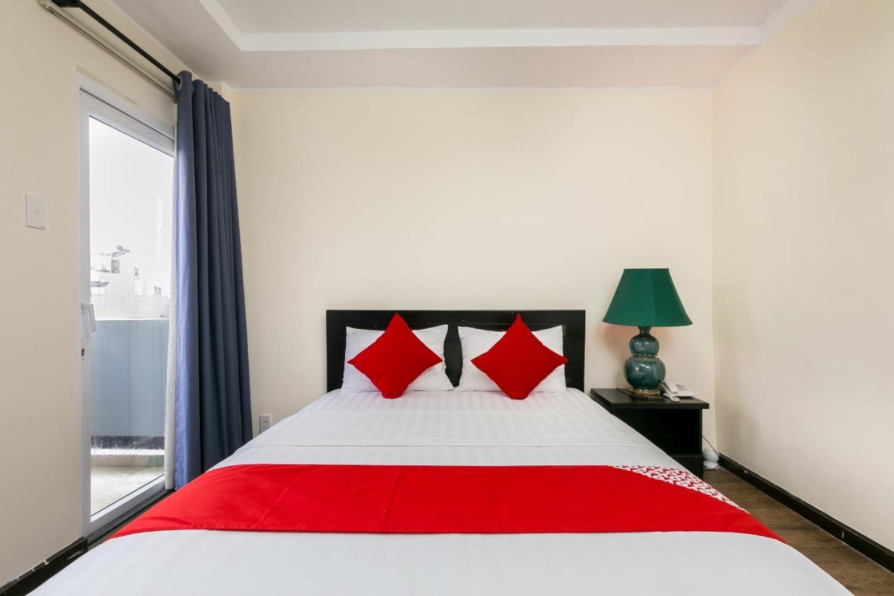 Oyo 438 Small Bay Hotel Hô Chi Minh-Ville Extérieur photo